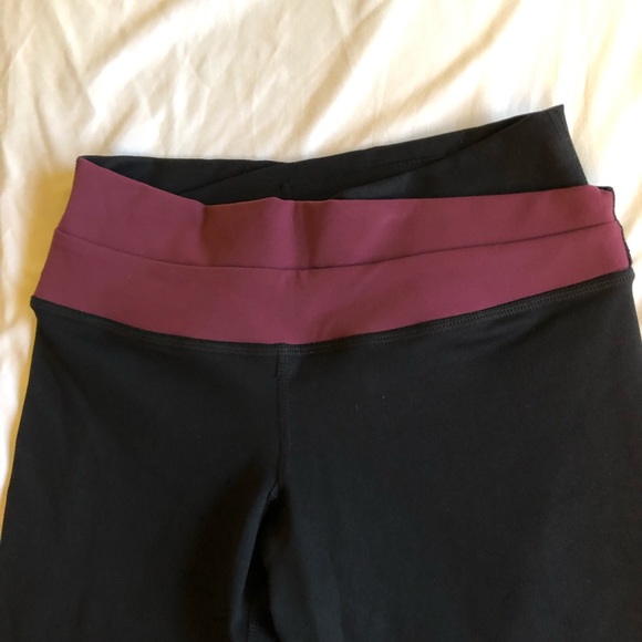 Lululemon Knee Length Yoga Pants - Picture 2 of 4